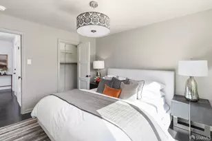 75 Bridgeview Dr, San Francisco, CA 94124 - Photo 15