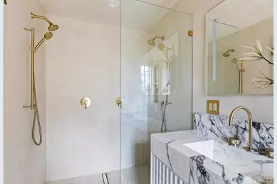 244 Lakeside Drive #9, Oakland, CA 94612 - Photo 9