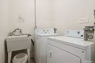 1017 Hyde St, San Francisco, CA 94109 - Photo 51