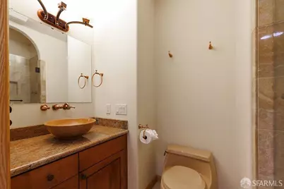 8727 Skyline Boulevard, Oakland, CA 94611 - Photo 43