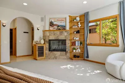 8727 Skyline Boulevard, Oakland, CA 94611 - Photo 29