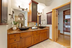8727 Skyline Blvd, Oakland, CA 94611 - Photo 31
