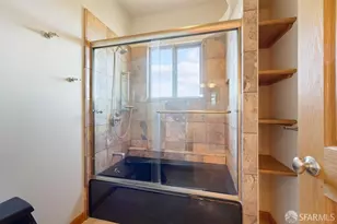 8727 Skyline Blvd, Oakland, CA 94611 - Photo 37