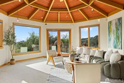 8727 Skyline Boulevard, Oakland, CA 94611 - Photo 3