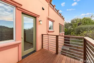 8727 Skyline Blvd, Oakland, CA 94611 - Photo 35