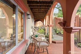 8727 Skyline Blvd, Oakland, CA 94611 - Photo 25