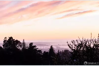 8727 Skyline Boulevard, Oakland, CA 94611 - Photo 5