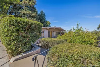 241 Monte Vista Avenue, Oakland, CA 94611 - Photo 39