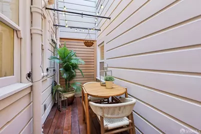 735 Union Street, San Francisco, CA 94133 - Photo 31
