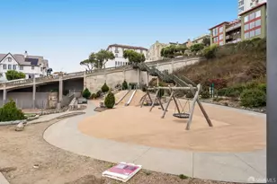 1405 Greenwich St, San Francisco, CA 94109 - Photo 29