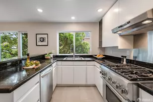 270 Henry St, San Francisco, CA 94114 - Photo 11
