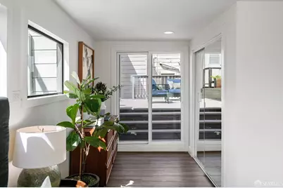 35 Telegraph Place, San Francisco, CA 94133 - Photo 15