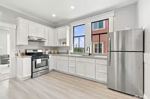615 Mt Vernon Ave, San Francisco, CA 94112 - Photo 29