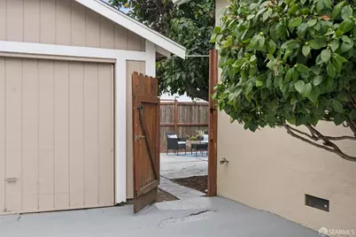 1206 107th Avenue, Oakland, CA 94603 - Photo 27
