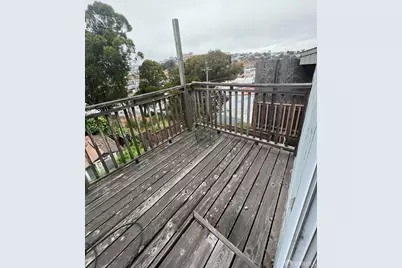104 Charter Oak Avenue, San Francisco, CA 94124 - Photo 9