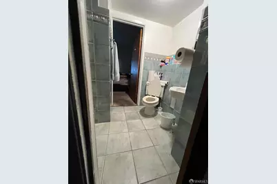 104 Charter Oak Avenue, San Francisco, CA 94124 - Photo 7