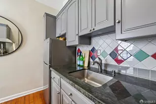 3855 18th St, San Francisco, CA 94114 - Photo 11