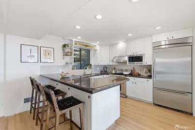 1095 Pacheco Street, San Francisco, CA 94116 - Photo 13