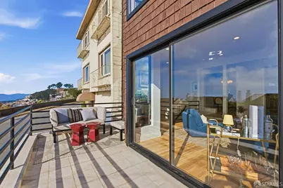 1095 Pacheco Street, San Francisco, CA 94116 - Photo 9