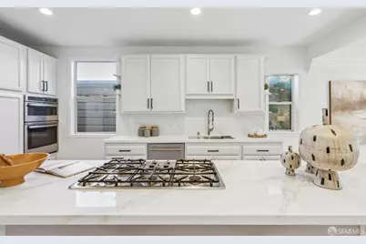153 Caselli Avenue, San Francisco, CA 94114 - Photo 17