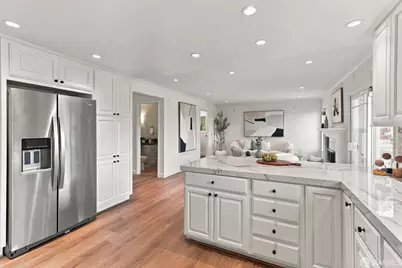 1711 Parkwood Drive, San Mateo, CA 94403 - Photo 23