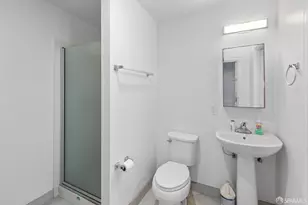 830 Hyde St, San Francisco, CA 94109 - Photo 11