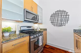 532 30th St, Oakland, CA 94609 - Photo 9