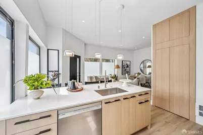 792 Bay Street, San Francisco, CA 94109 - Photo 29