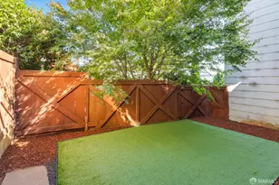 60 Eagle St, San Francisco, CA 94114 - Photo 21