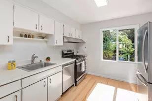 136 Dellbrook Ave, San Francisco, CA 94131 - Photo 9