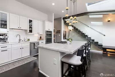 52 Clarendon Avenue, San Francisco, CA 94114 - Photo 19
