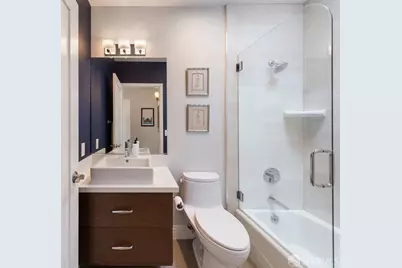 52 Clarendon Avenue, San Francisco, CA 94114 - Photo 47