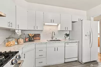 2074 48th Avenue, San Francisco, CA 94116 - Photo 5