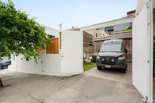 900 Douglass St, San Francisco, CA 94114 - Photo 29