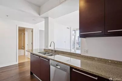 425 1st Street #2707, San Francisco, CA 94105 - Photo 15