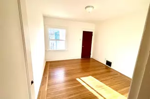 136 Rae Ave, San Francisco, CA 94112 - Photo 13
