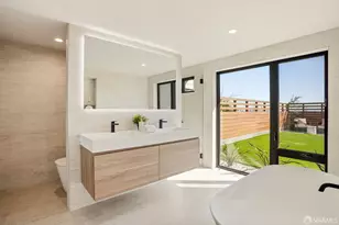 35 Brewster St, San Francisco, CA 94110 - Photo 21