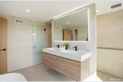 35 Brewster Street, San Francisco, CA 94110 - Photo 23