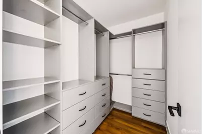 209 Montcalm, San Francisco, CA 94110 - Photo 23