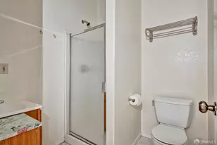 860 20th St, Oakland, CA 94607 - Photo 21