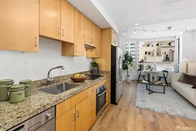 750 Van Ness Avenue #402, San Francisco, CA 94102 - Photo 9