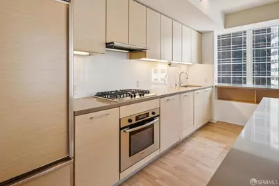 301 Mission Street #16A, San Francisco, CA 94105 - Photo 17