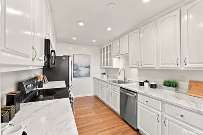352 Innisfree Drive, Daly City, CA 94015 - Photo 5