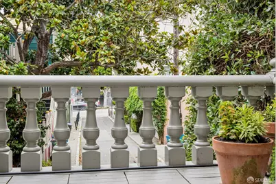 8 Charlton Court, San Francisco, CA 94123 - Photo 5