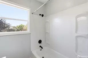 9917 Cherry St, Oakland, CA 94603 - Photo 15