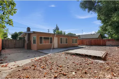 2531 Illinois Street, East Palo Alto, CA 94303 - Photo 25