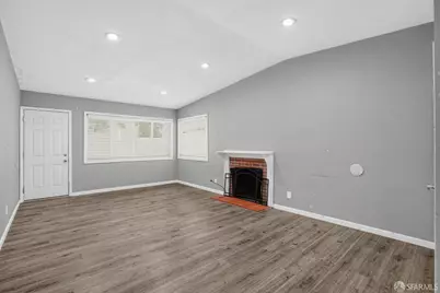 2531 Illinois Street, East Palo Alto, CA 94303 - Photo 5