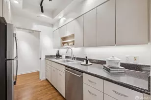 101 Lombard St, San Francisco, CA 94111 - Photo 23
