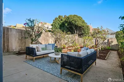 731 Paris Street, San Francisco, CA 94112 - Photo 33