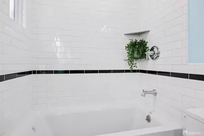 5658 Carberry Avenue, Oakland, CA 94609 - Photo 41